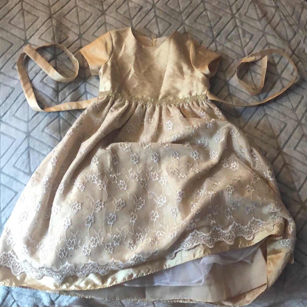 Girls 6 dress